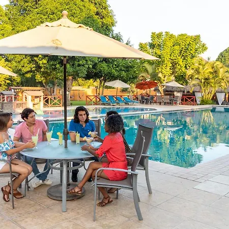 Maju Hotel Campestre & Spa-2